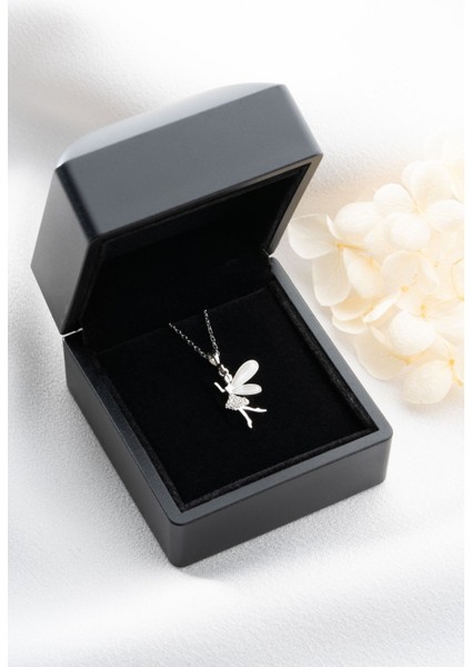 925 Ayar Gümüş Işıklı Kutuda Peri Kolye