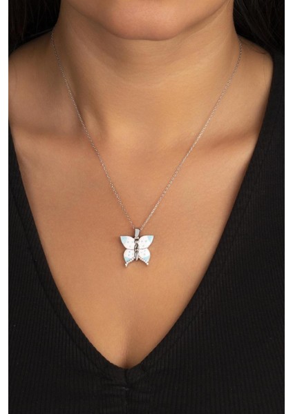 925 Ayar Kelebek Açılabilen Isimli Gümüş Kolye