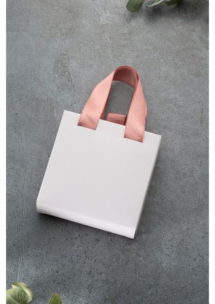 925 Ayar Gümüş Mıknatıslı Kutulu Pembe Taşlı Kolye