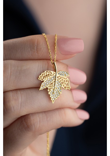 925 Ayar Gümüş Işıklı Kutuda Çınar Yaparğı Kolye fiyatları