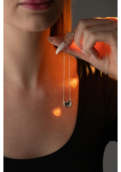 925 Ayar Yansıtmalı Aşk Kolye fırsatları