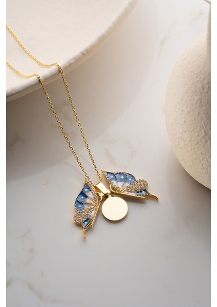 925 Ayar Gümüş Işıklı Kutuda Isim Yazılabilen Kelebek Kolye indirimleri