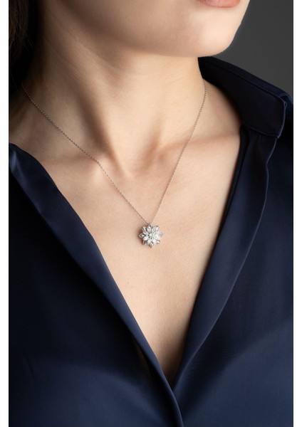 925 Ayar Gümüş Işıklı Kutuda Lotus Çiçeği Kolye fiyatları