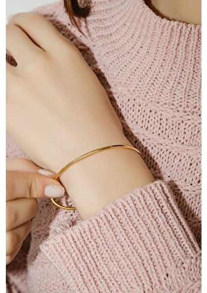 Ajda Bilezik 14 Ayar Altın Kadınlar İçin Aşk Temalı Zarif Tasarım