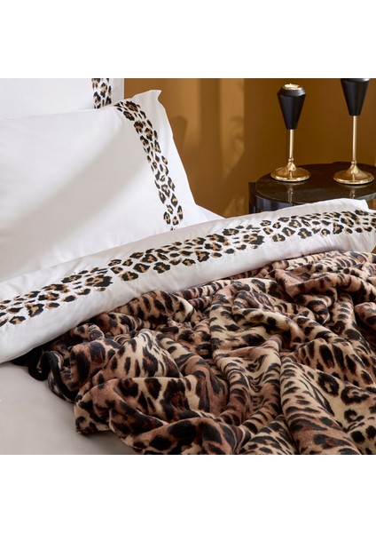 Furia %100 Pamuk Nakışlı Çift Kişilik Nevresim Takımı Beyaz