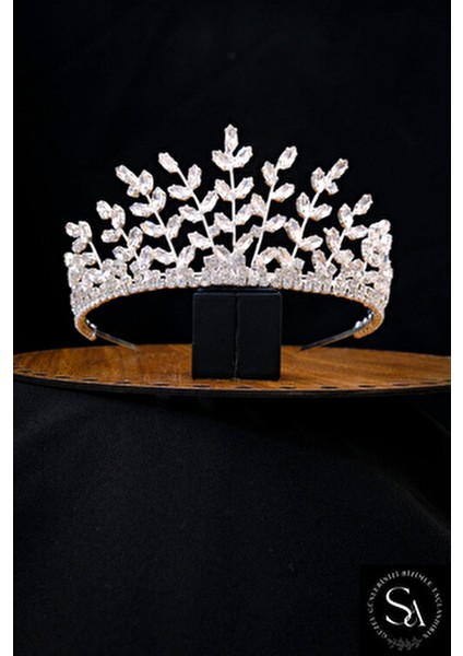 Kristal Taşlı Gümüş Kaplama Şık Gelin Tacı Zarif Tasarım fiyatları