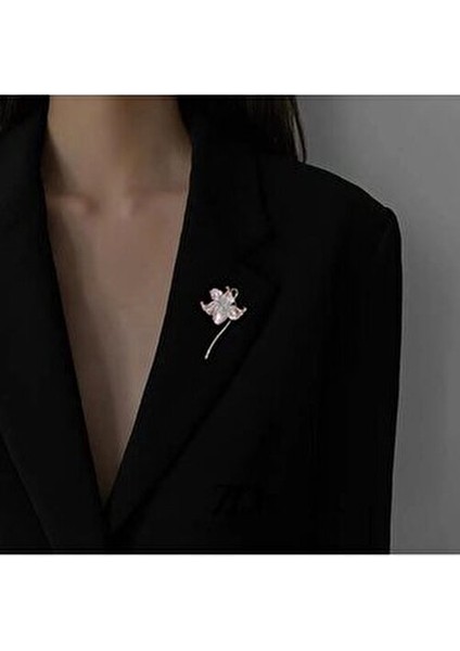Su Zambak Broş Kadın Kullanıcılar İçin Toz Pembe Renkli Zarif Aksesuar