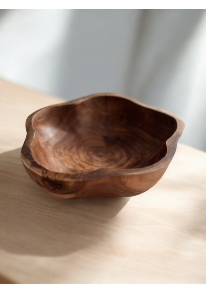 Asimetrik Masif Ahşap El Işçiliği Dekoratif Tabak – 30 cm (Bali El Yapımı)