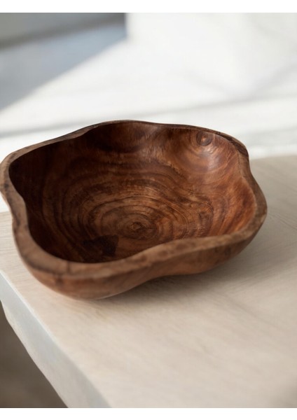 Asimetrik Masif Ahşap El Işçiliği Dekoratif Tabak – 30 cm (Bali El Yapımı) fiyatları