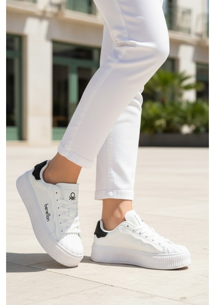 Beyaz Bağcıklı Unisex Spor Ayakkabı
