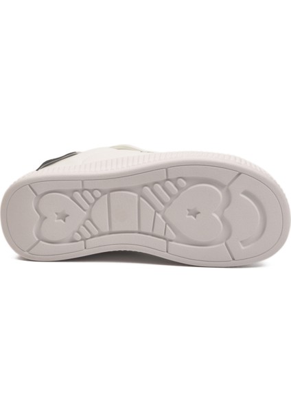 Beyaz Bağcıklı Unisex Spor Ayakkabı indirimleri