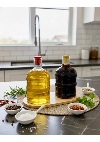 Cam Damacana Şeklinde Yağdanlık 2’li Set – 500 cc Şık Tasarım Yağlık (Zeytinyağı, Sirke, Ayçiçek Yağı)
