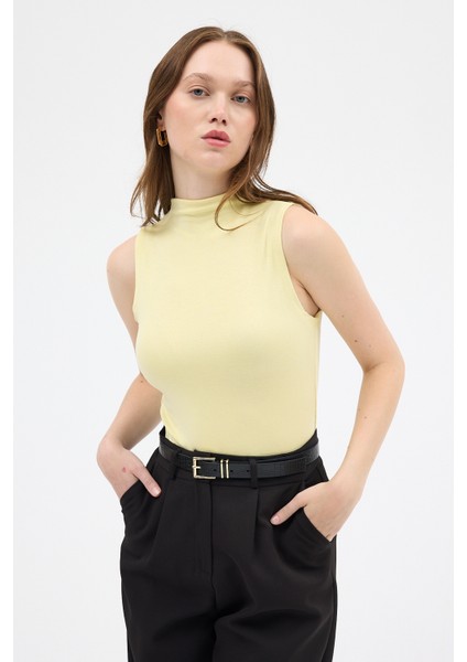 Sarı Kadın Kolsuz Yüksek Yaka Body 8155A fiyatları