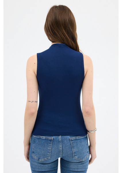 Laci Kadın Kolsuz Yüksek Yaka Body 8155A