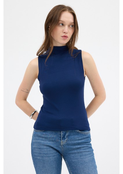 Laci Kadın Kolsuz Yüksek Yaka Body 8155A