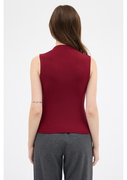 Bordo Kadın Kolsuz Yüksek Yaka Body 8155A