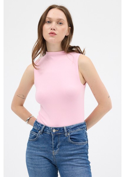 Pembe Kadın Kolsuz Yüksek Yaka Body 8155A