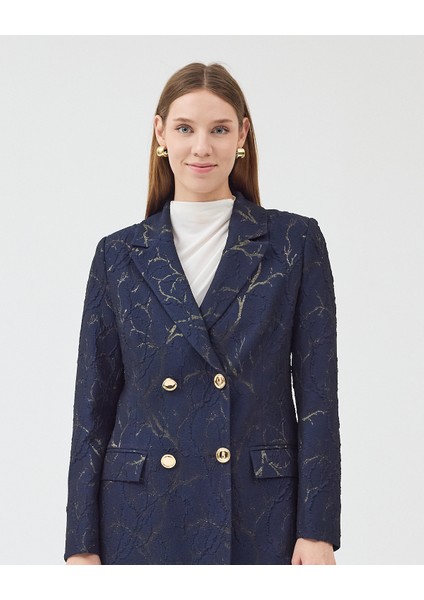 Kadın Jakar Desenli Kruvaze Kapamalı Kırlangıç Yaka Ceket
