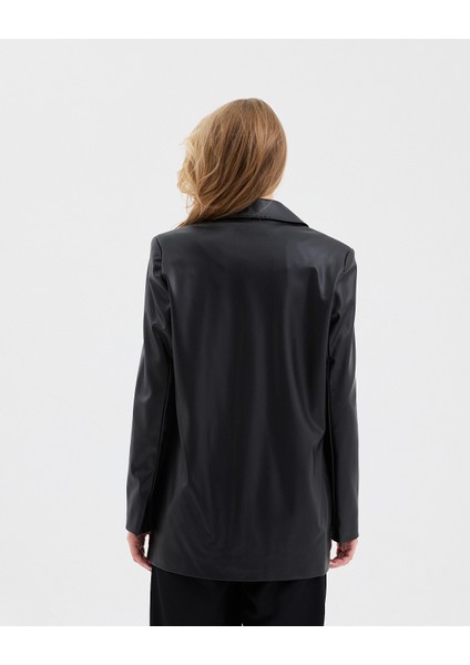 Kadın Suni Deri Mono Kapamalı Fletolu Cep Detaylı Ceket indirimleri