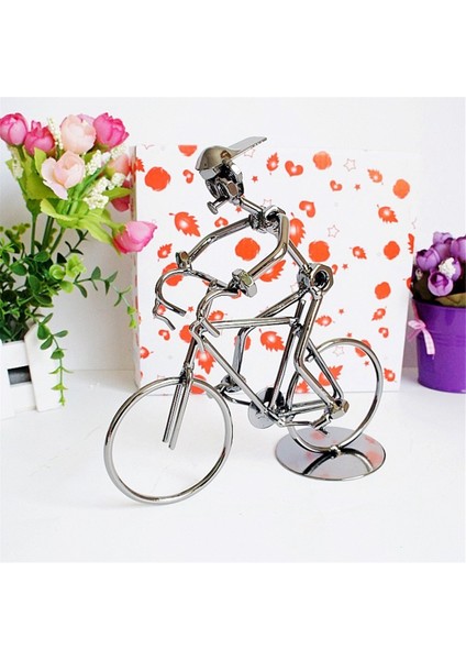 Retro Bisikletçiler Model Demir Sanat Metal Bisiklet Süsleme Bir Adam Binicilik Bisiklet Heykeli Ev Kütüphanesi Masası Dekorasyon (Yurt Dışından) modelleri