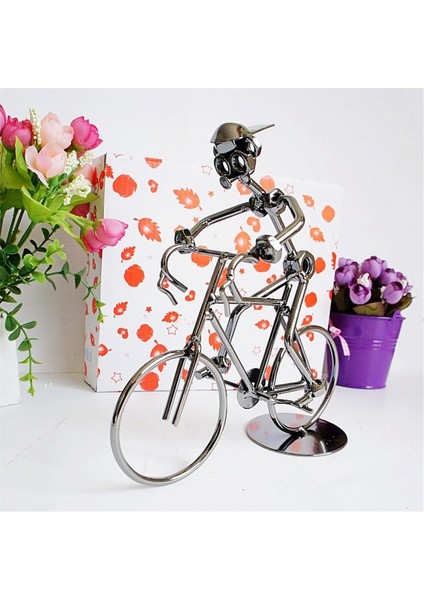 Retro Bisikletçiler Model Demir Sanat Metal Bisiklet Süsleme Bir Adam Binicilik Bisiklet Heykeli Ev Kütüphanesi Masası Dekorasyon (Yurt Dışından) indirimleri