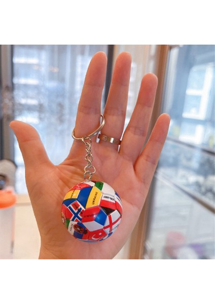 1 Adet Simülasyon Spor Futbol Kolye Anahtarlık Ülkeleri Araba Çantası Sırt Çantası Aksesuarları Için Top Bay Bayrak Anahtar Zinciri (Yurt Dışından) fırsatları