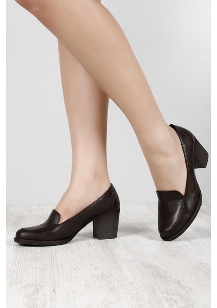 Gön Hakiki Deri Yuvarlak Burun Kalın Topuklu Kauçuk Taban Kadın Loafer Ayakkabı 24070 fiyatları