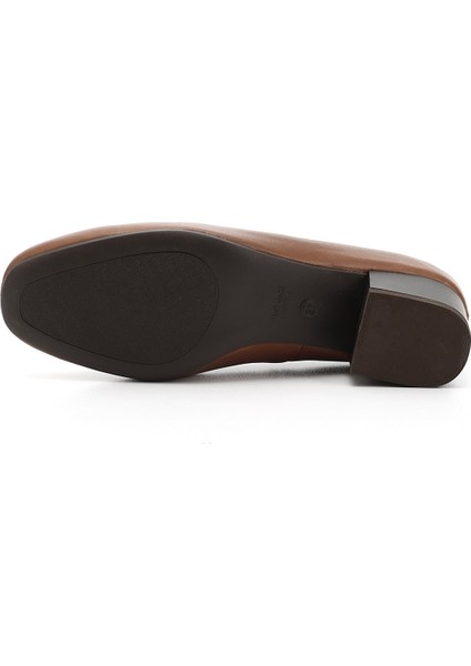 Gön Hakiki Deri Küt Burun Kısa Kalın Topuklu Püsküllü Kadın Ayakkabı 13313 indirimleri