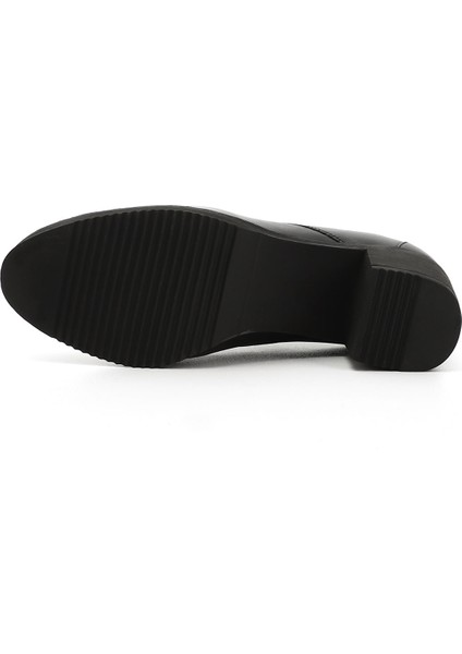 Gön Hakiki Deri Yuvarlak Burun Orta Topuklu Bağcıklı Kadın Ayakkabı 24230 indirimleri