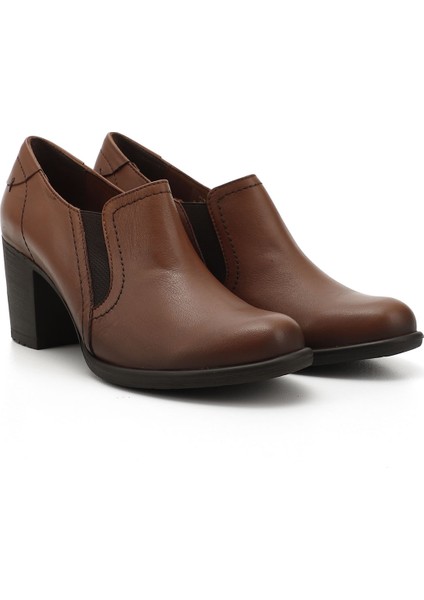 Gön Hakiki Deri Yuvarlak Burun Kalın Topuklu Kauçuk Taban Kadın Ayakkabı 24038 modelleri