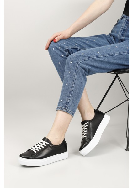 Kadın Siyah Bağcıklı Dolgu Taban Hakiki Deri Sneaker fiyatları