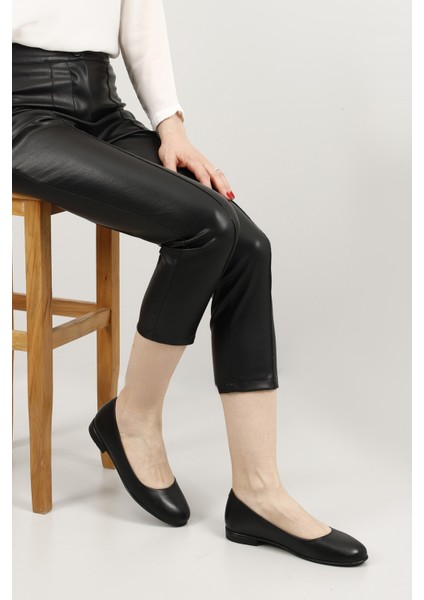 Kadın Siyah Hakiki Deri Babet fiyatları