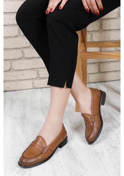 Gön Hakiki Deri Yuvarlak Burun Kısa Topuklu Loafer Kadın Günlük Ayakkabı 24138 fiyatları