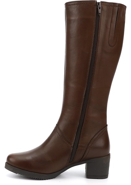 Gön Hakiki Deri Yuvarlak Burun Kauçuk Taban Topuklu Fermuarlı Kadın Günlük Çizme 46529 modelleri