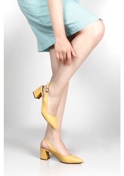 Gön Hakiki Deri Sivri Burun Kalın Topuklu Kadın Yazlık Ayakkabı 24118 fiyatları