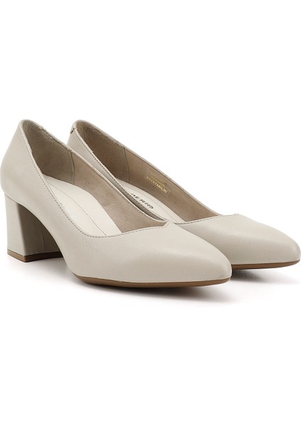 Kadın Bej Sivri Burun Orta Kalın Topuklu Hakiki Deri Ayakkabı modelleri