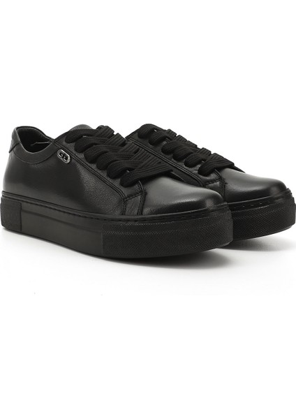 Gön Hakiki Deri Yuvarlak Burun Düz Taban Bağcıklı Kadın Sneaker 24240 modelleri