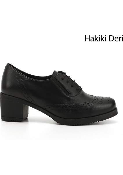 Kadın Siyah Bağcıklı Orta Kalın Topuklu Hakiki Deri Oxford Ayakkabı