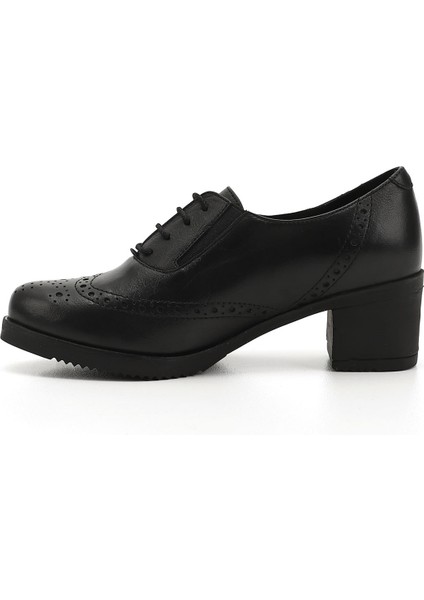 Kadın Siyah Bağcıklı Orta Kalın Topuklu Hakiki Deri Oxford Ayakkabı fırsatları