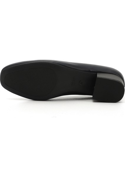 Gön Hakiki Deri Yuvarlak Burun Kısa Kalın Topuklu Kadın Ayakkabı 24100 indirimleri