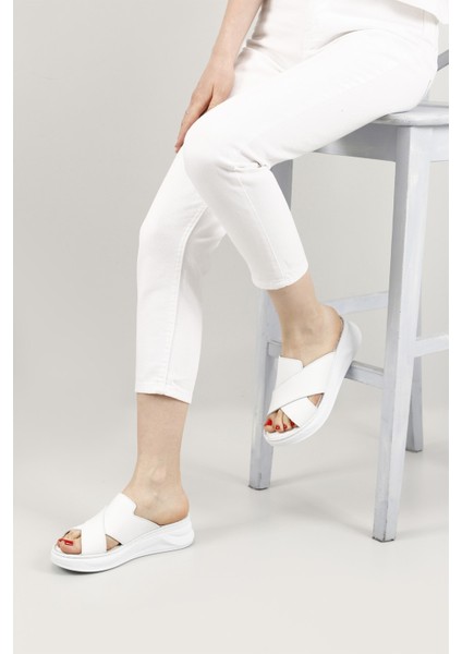 Gön Hakiki Deri Kadın Dolgu Günlük Terlik 42231 fiyatları