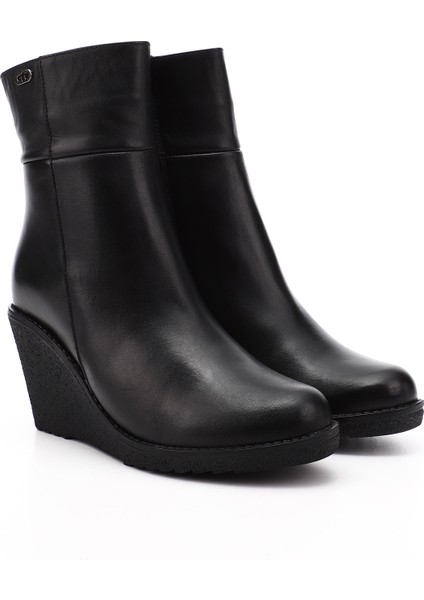 Kadın Siyah Fermuarlı Dolgu Topuklu Hakiki Deri Bot modelleri