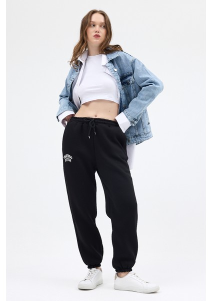 Siyah Yazı Nakışlı Kadın Jogger Eşofman Altı 9219M fiyatları