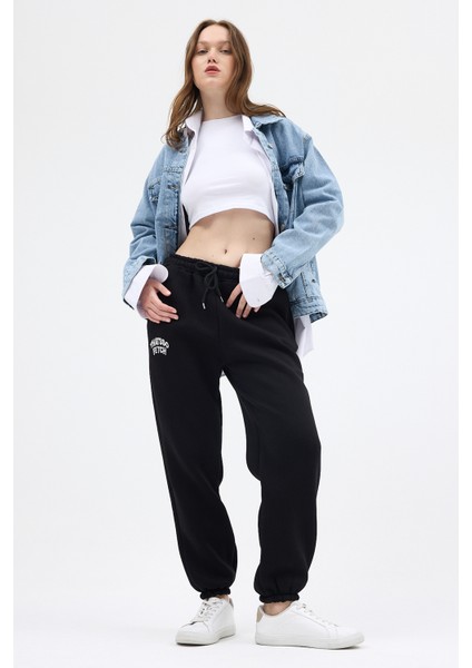 Siyah Yazı Nakışlı Kadın Jogger Eşofman Altı 9219M