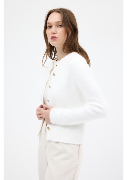 Ekru Kadın Yumoş Dokulu Düğmeli Triko Hırka 2241 modelleri