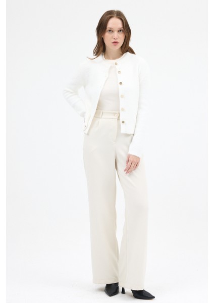 Ekru Kadın Yumoş Dokulu Düğmeli Triko Hırka 2241 fırsatları