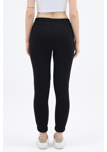 Siyah Paçası Lastikli Kadın Jogger Eşofman Altı TCR-9151M