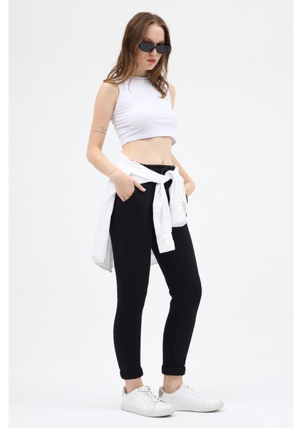 Siyah Paçası Lastikli Kadın Jogger Eşofman Altı TCR-9151M
