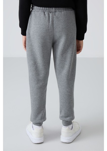 Gri Melanj Pamuklu Kalın İçi Tüylü Standart Fit Nakışlı Erkek Çocuk Eşofman Alt - 11224 fiyatları