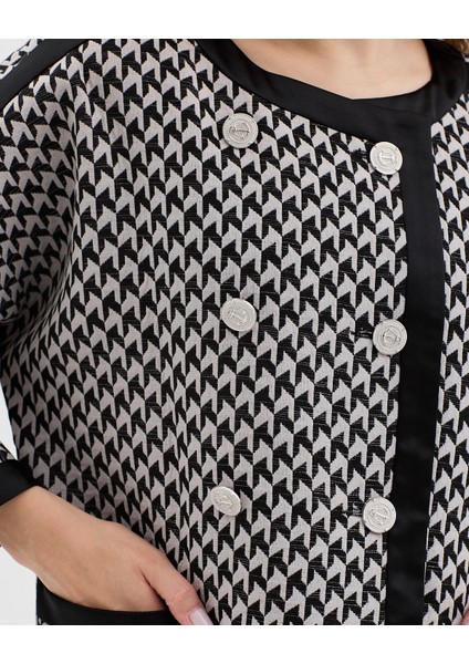 Kadın Kazayağı Desenli Kruvaze Kapamalı Oversize Yuvarlak Yaka Ceket indirimleri